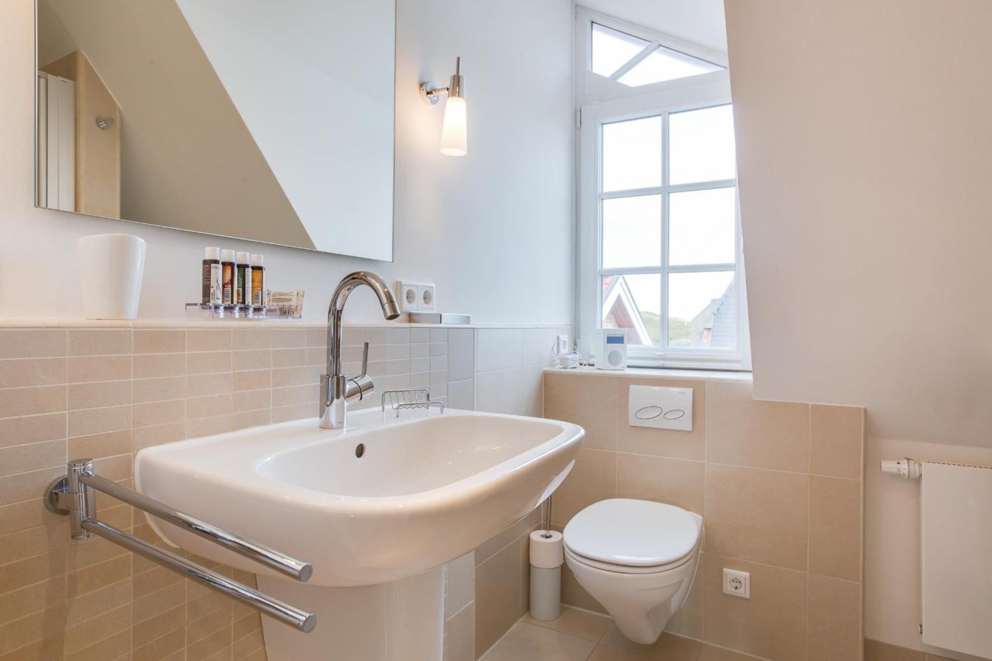 Haus Am Strand, App. Sunset Apartment Wenningstedt-Braderup